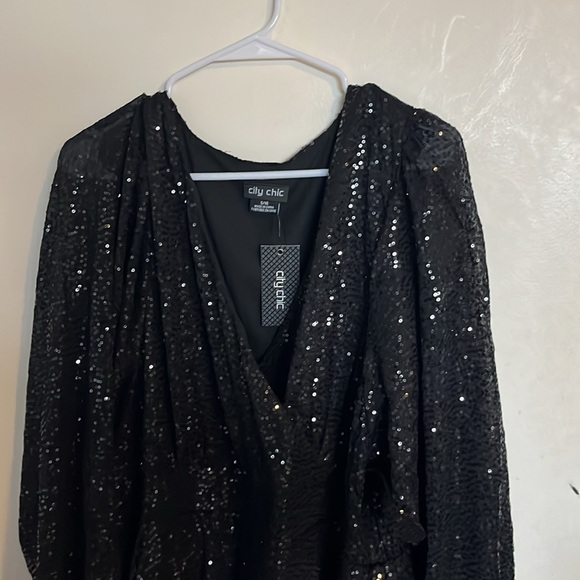 City Chic Sequin Jocelyn Dress in Claret womens size 16 - Picture 8 of 12